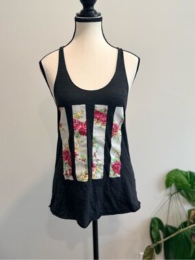 American Apparel Floral Graphic Racerback Tank Top Black Women’s Medium